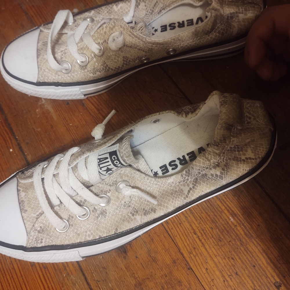 Converse - Picture 4 of 5